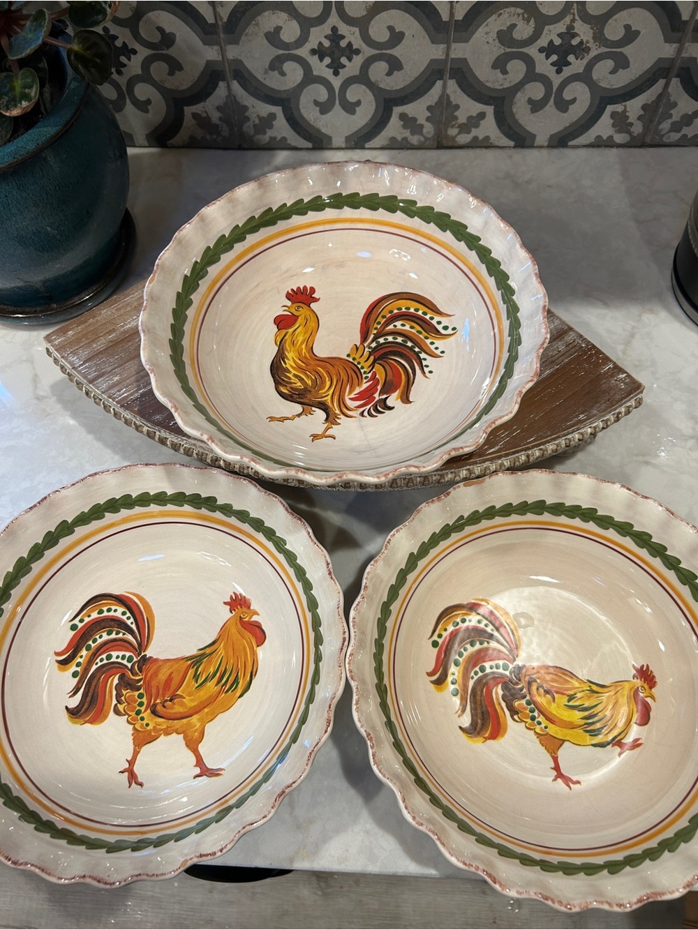 DISCONTINUED  Williams-Sonoma "Tuscan Rooster"  bowls Set of 3 Made in Italy-EUC